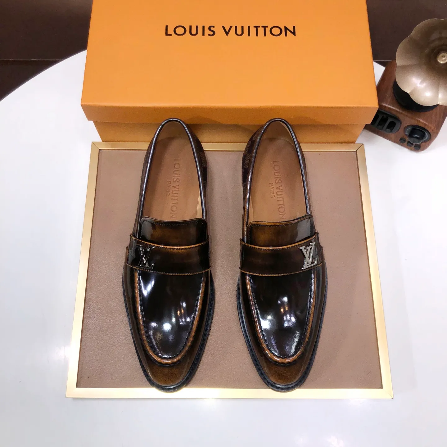Men's shoes💰460💰【LOUIS VUITTON】(sheepskin lining) new cowhide LV formal shoes🎩🎩❗️🆘made one to one at the counter🎩original quality, imported cowhide upper➕full sheepskin lining➕original rubber outsole, {high quality visible}👣Size: 38-45 (45 custom-made)